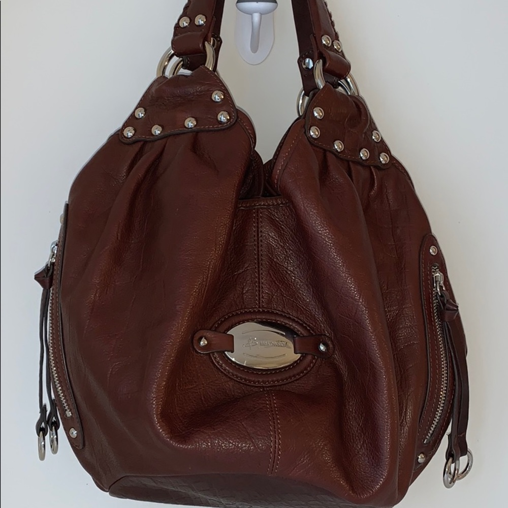 B. Makowsky Fall Large Chocolate Brown Leather Shoulder Handbag Purse Bag